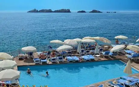 Photo de Plaža Neptun