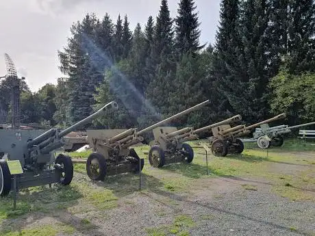 Photo de Museum of History and Military