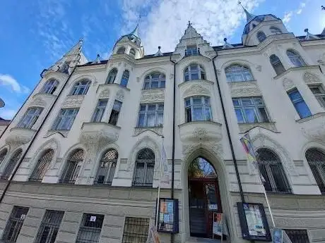 Photo de Glass And Jewelry Museum