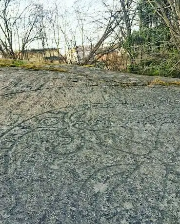 Photo de Runestone U80