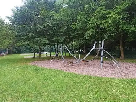 Photo de Spielplatz Paul-Ehrlich-Straße