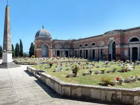 Photo de Camposanto della Misericordia di Siena