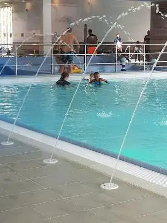 Photo de Intergemeentelijk Zwembad Dok~3