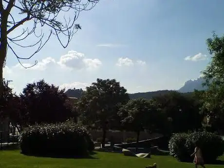 Photo de Monument de la mare - Parc de Sant Joan de Dalt