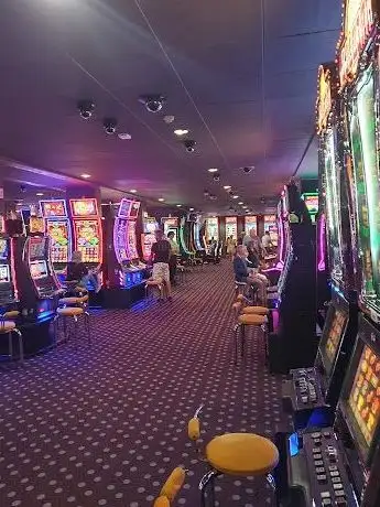 Photo de Casino Praia da Rocha