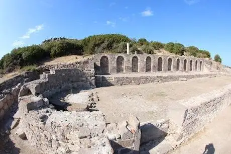 Photo de Assos Batı Kilisesi