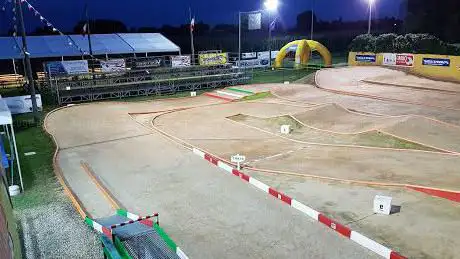 Photo de AGRIMODEL PISTA OFF-ROAD & CAMPO VOLO DRONI FPV