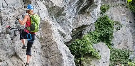 Photo of La Boîte à Montagne (Canyoning  Via Ferrata  Spéléologie  Kayak  VTT  Ecole de ski)