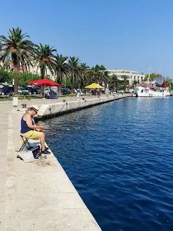 Photo de Makarska Riva