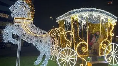Photo de Praça Camilo Castelo Branco