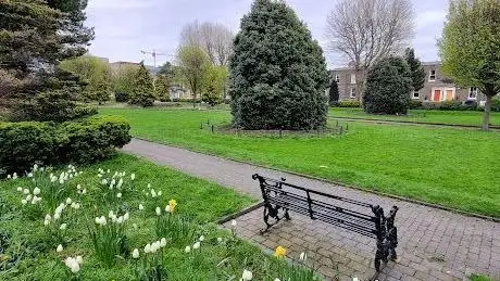 Pearse Square Park