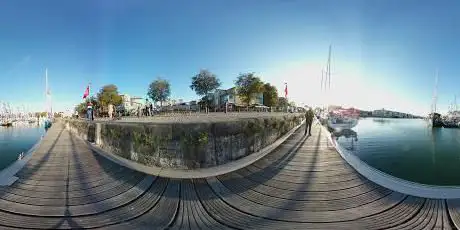 Photo de Basin afloat