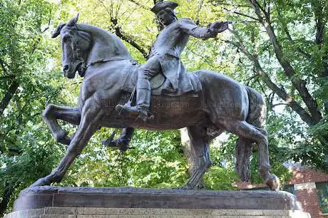 Photo de Paul Revere Statue
