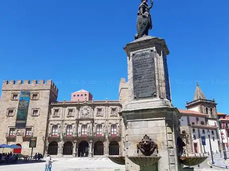 Photo de Place principale de Gijón