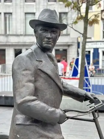 Photo de Michael Collins Statue