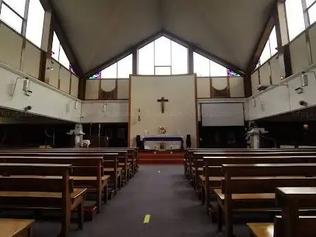 Photo de St. Brendan's Catholic Church Coolock Dublin