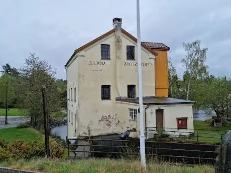 Photo de Strømsfoss Mølle