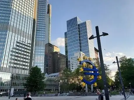 Photo de Willy-Brandt-Platz  Frankfurt