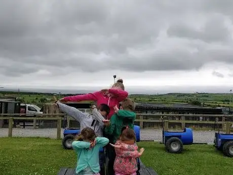 Photo de Ardmore Open Farm and Mini Zoo
