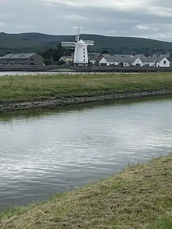 Photo de Tralee Canal Walk