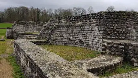 Photo de Heiligtum in der Grienmatt Tempelanlage Augusta Raurica
