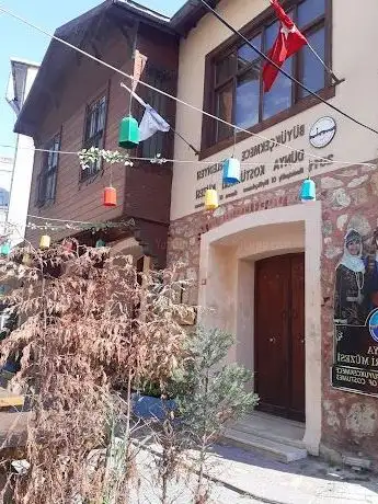 Photo de Dünya Kostümleri Müzesi