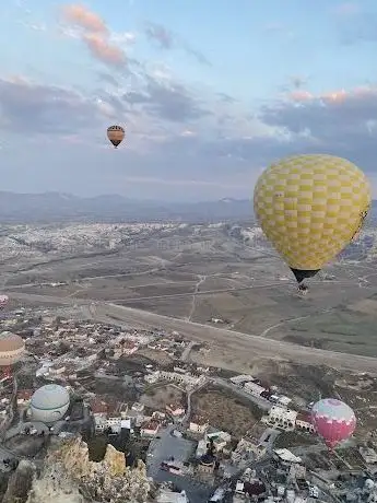 Photo de Assiana hot air balloons