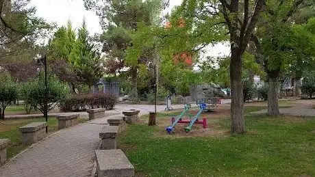 Photo de Öğretim Hatice Şahankaya Parkı