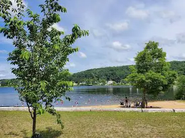 Photo de Lake Gardner Beach