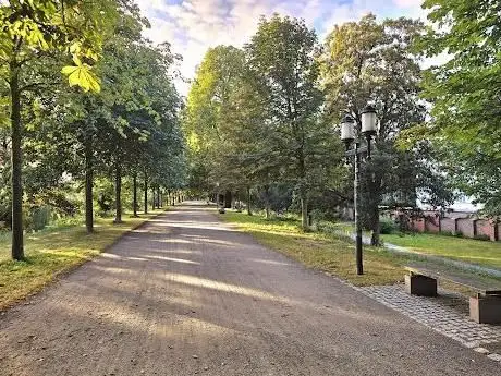 Photo de Wallanlagen mit Stadtmauer