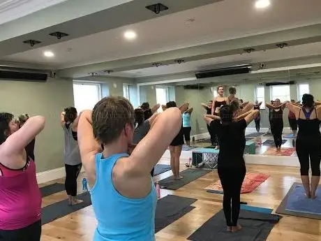 Photo de Connect Yoga and Wellness