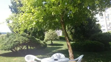 Photo de Sehitler Parki Istanbulevleri