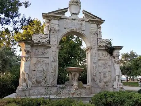Photo de Monumento a Giambattista Vico