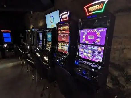 Photo de Automat klub Riviera Supetar ( casino )