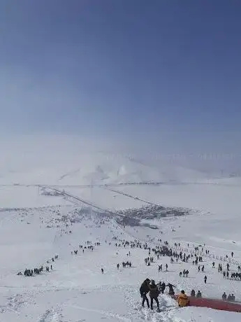 Photo de Çaldıran Termal Kayak Merkezi