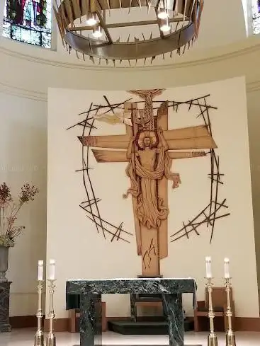 Photo de Holy Trinity Roman Catholic