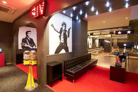 Photo de Hollywood Bowl Southampton