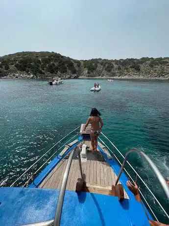 Photo de Pescaturismo Sampey Villasimius - escursioni in barca