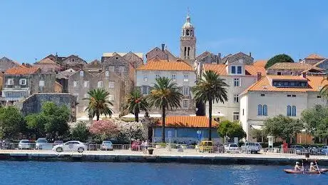 Photo de Trg Pomirenja