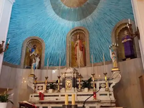 Photo de Église Sainte Lucie
