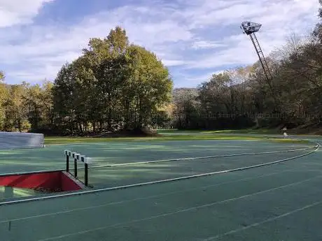 Photo de Tussols Basil Athletics Stadium