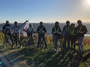 Photo de Wine and Ride