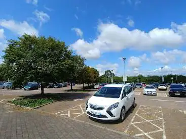 Photo de Madingley Road Park and Ride