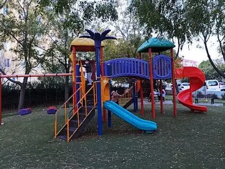 Photo de Şehit Jandarma Pilot Yarbay Levent Tabak Parkı