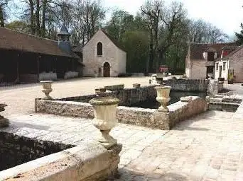 Photo de Royal Abbey of Our Lady of Cercanceaux