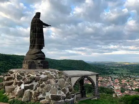 Photo de Cave of the Volvic stone