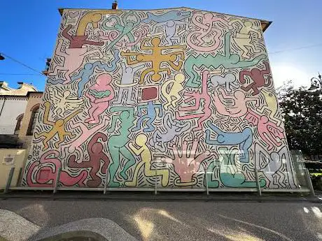 Photo de â€œTuttomondoâ€ (Keith Haring)