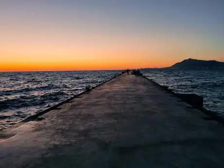 Photo de Pontile di Torregaveta