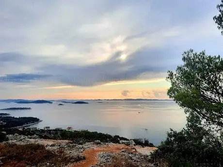 Photo de Tunel Raduč