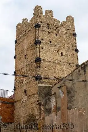 Photo de Arab Tower Godelleta